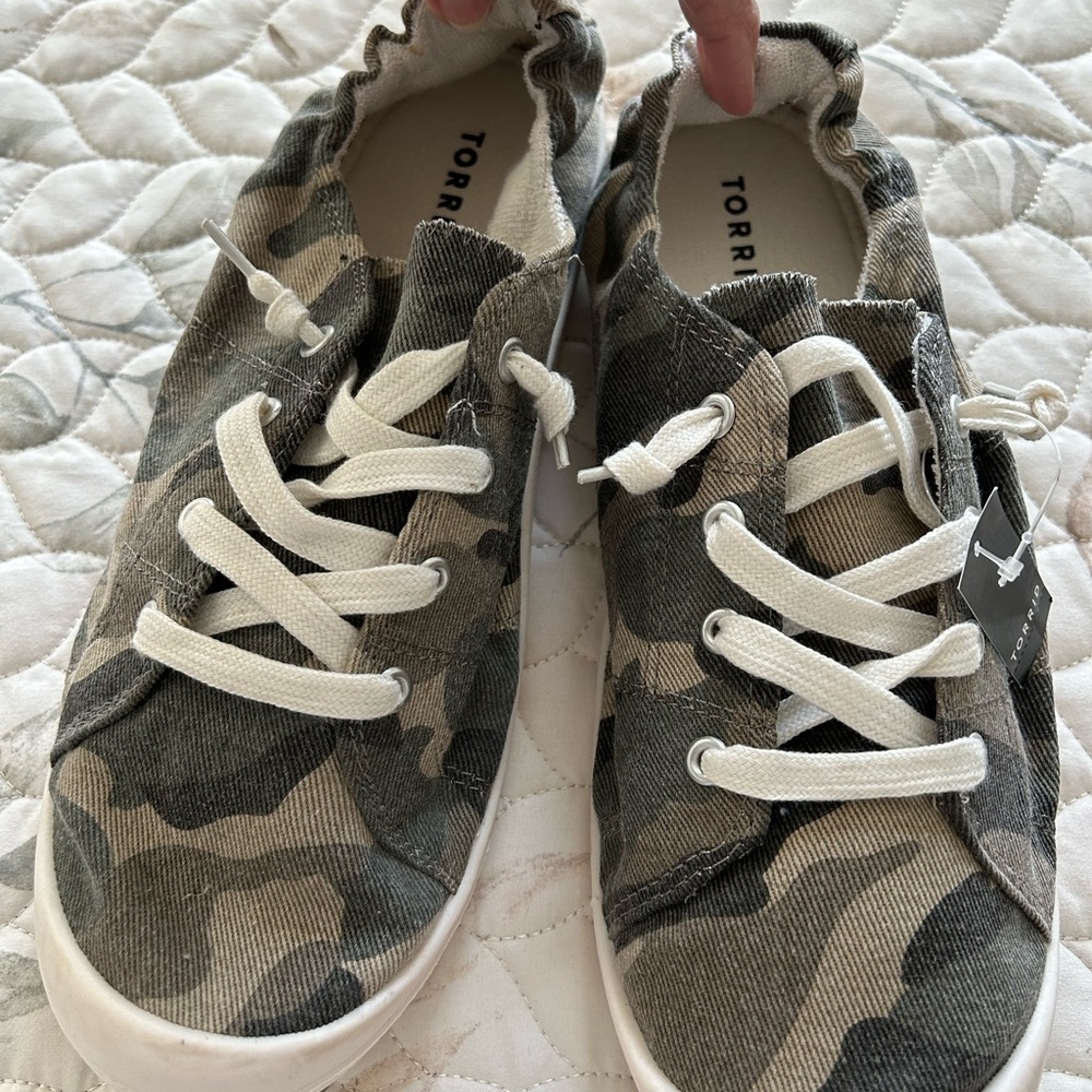 Torrid Womens Green Camouflage Sneakers